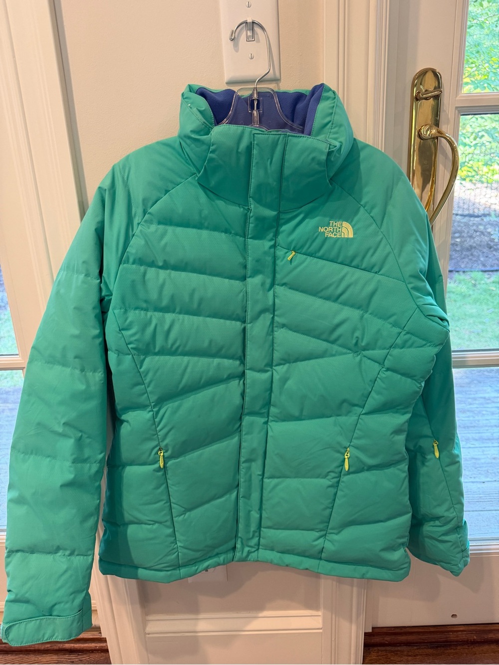 The North Face ski jacket- Size M! Great green color!